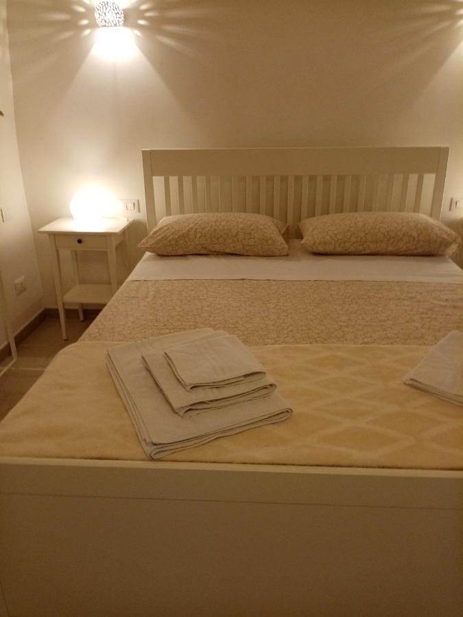 Studio Flat In White City ออสตูนี ภายนอก รูปภาพ