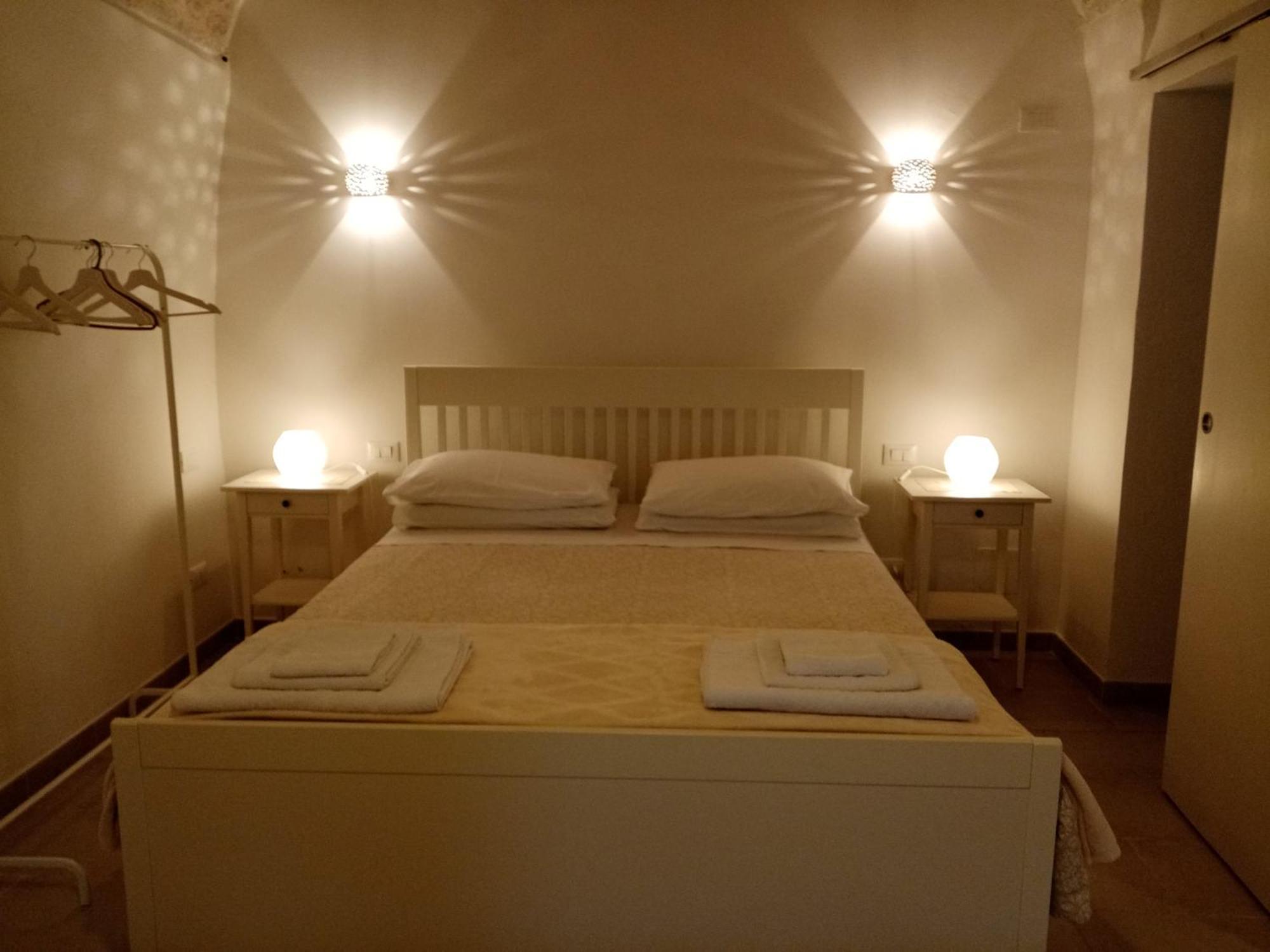 Studio Flat In White City ออสตูนี ภายนอก รูปภาพ